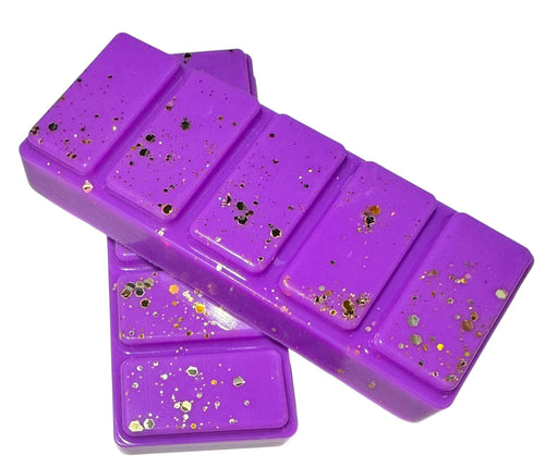 Aliens Wax Melt Snapbar Made in the UK to be highly scented and long lasting.